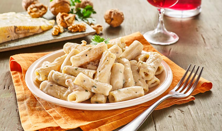 Tortiglioni s Plavim sirom i Orasima Predjela/Ristopiatti Tortiglioni s Plavim sirom i Orasima bofrost