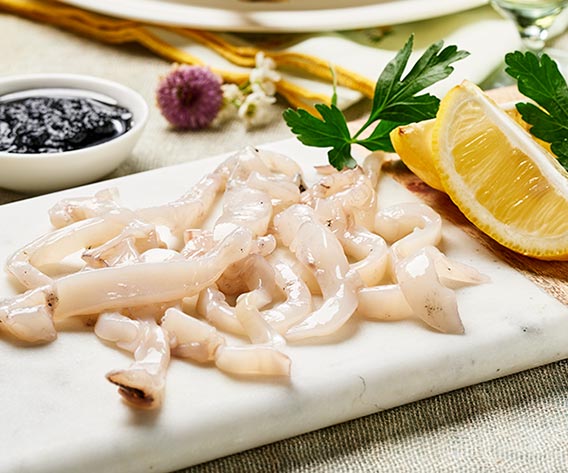 Trakice Sipe s Crnilom Riba/Fileti i Očišćena Riba Trakice Sipe s Crnilom bofrost